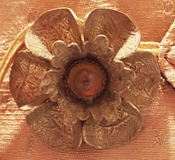 152bookcoverbrownorgflowerbutton32